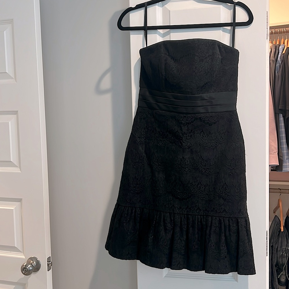 Perfect little black dress! Worn once and dry cleaned.